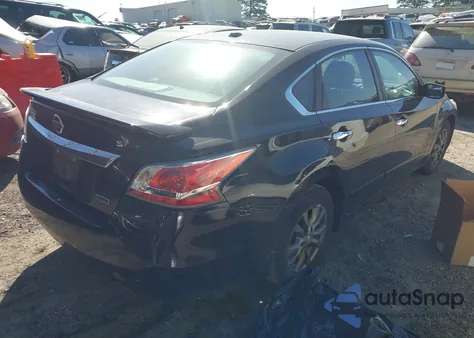 2015 Nissan Altima 2.5 z USA, uszkodzony, nr VIN 1N4AL3AP9FC487785